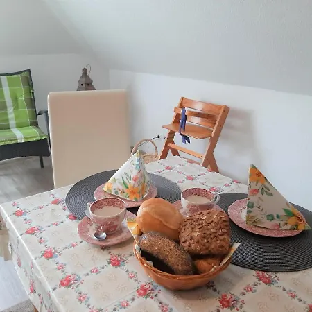 Kühbach Apartment *