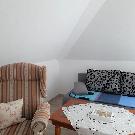 Kühbach Apartament *