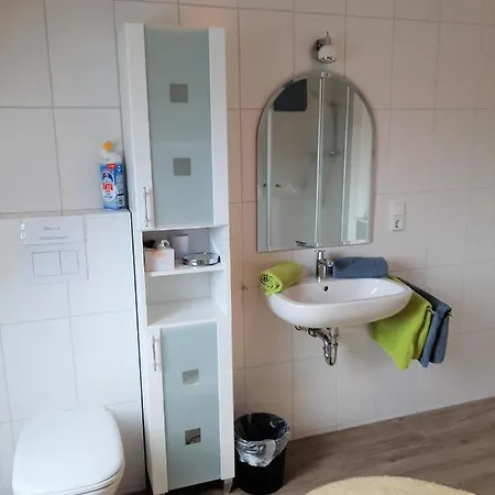 Kühbach Apartament *